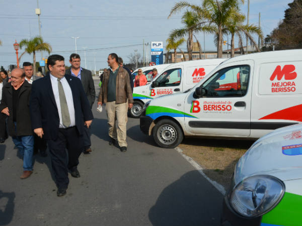 El Municipio presentó más de treinta vehículos que sumó en pocos meses al parque automotor para distintas áreas y servicios